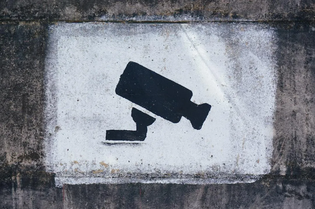 Oversharing di Media Sosial: Fenomena dan Risiko Digital